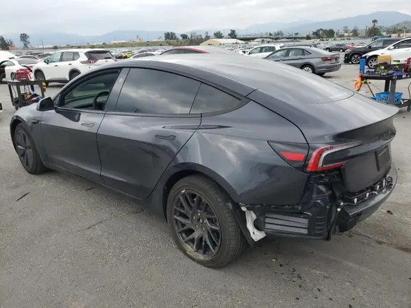 5YJ3E1EA1RF830586 2024 TESLA MODEL 3 - Image 2