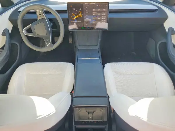 5YJ3E1EA1RF830717 2024 TESLA MODEL 3 - Image 8