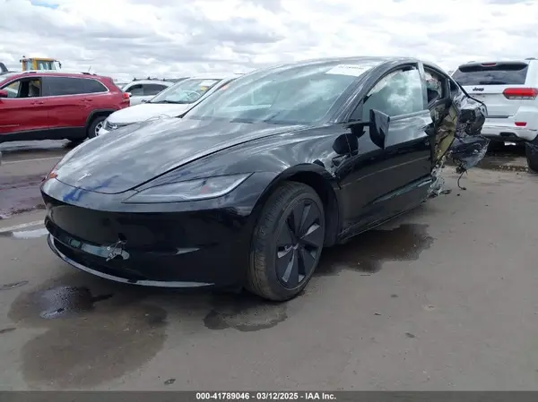 5YJ3E1EA1RF831561 2024 TESLA MODEL 3 - Image 2