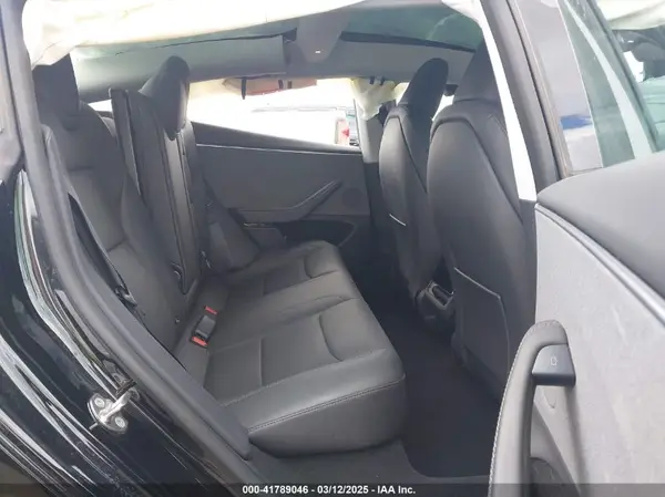 5YJ3E1EA1RF831561 2024 TESLA MODEL 3 - Image 8