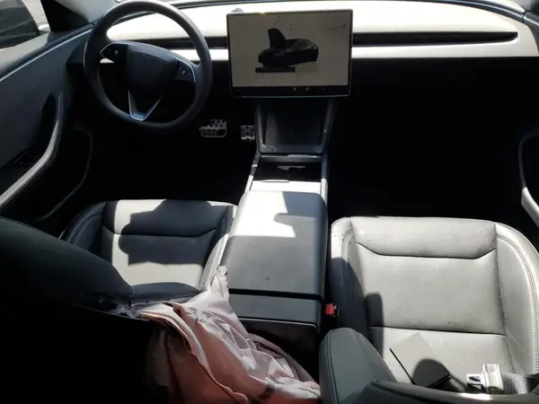 5YJ3E1EA1RF834301 2024 TESLA MODEL 3 - Image 8