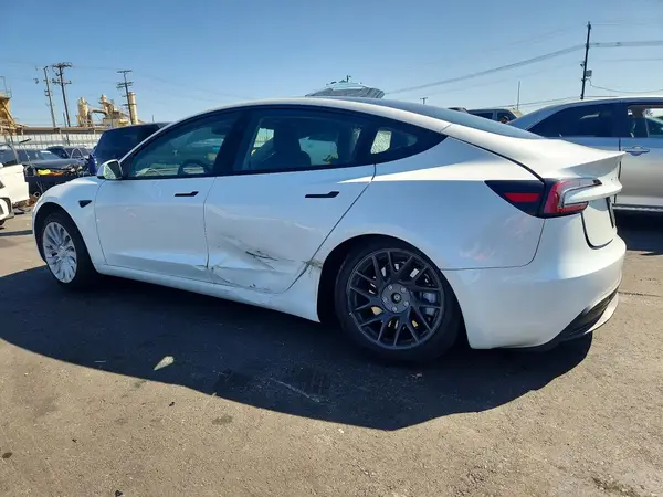 5YJ3E1EA1RF841961 2024 TESLA MODEL 3 - Image 2