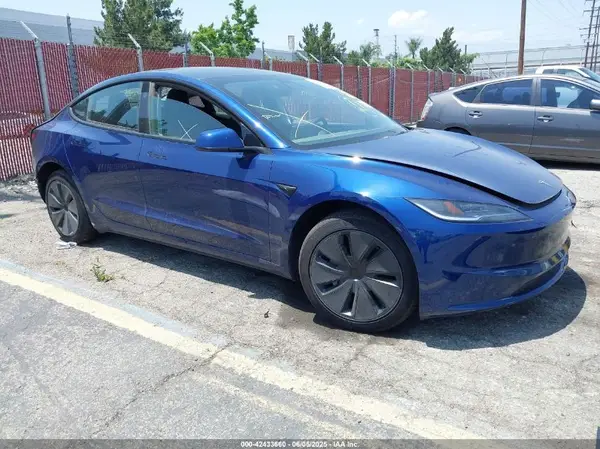 5YJ3E1EA1RF848991 2024 TESLA MODEL 3 - Image 1