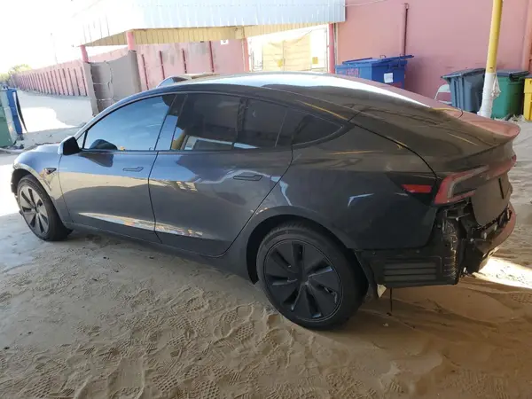 5YJ3E1EA1RF859926 2024 TESLA MODEL 3 - Image 2