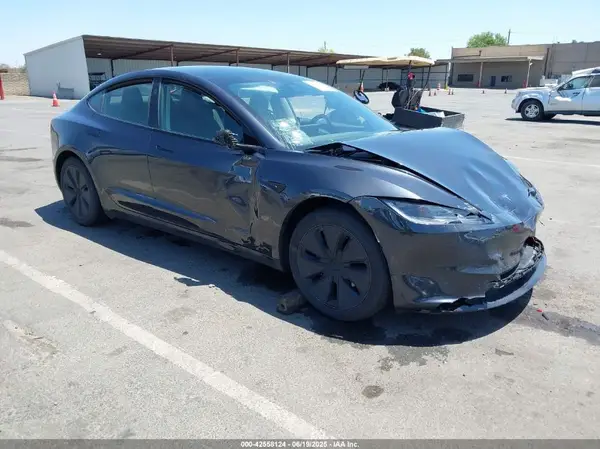5YJ3E1EA1RF861420 2024 TESLA MODEL 3 - Image 1