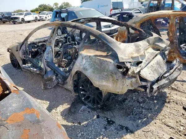 5YJ3E1EA1RF862020 2024 TESLA MODEL 3 - Image 2