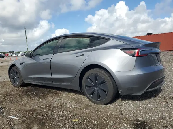 5YJ3E1EA1RF865032 2024 TESLA MODEL 3 - Image 2