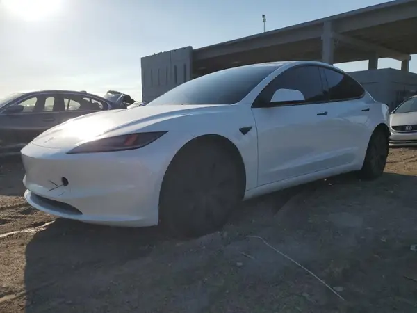 5YJ3E1EA1RF865550 2024 TESLA MODEL 3 - Image 1