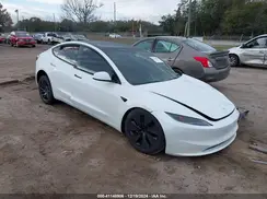 5YJ3E1EA1RF869176 2024 TESLA MODEL 3