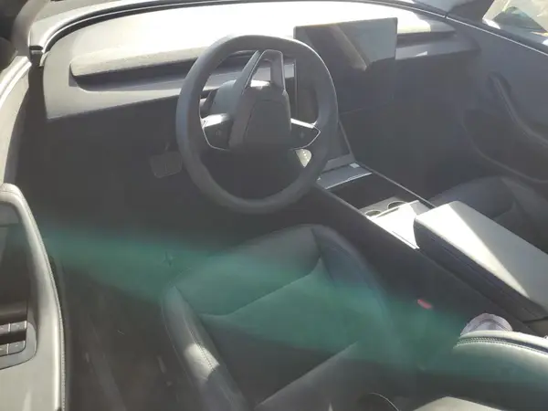 5YJ3E1EA1RF869209 2024 TESLA MODEL 3 - Image 8