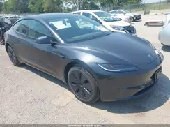 5YJ3E1EA1SF000678 2025 TESLA MODEL 3