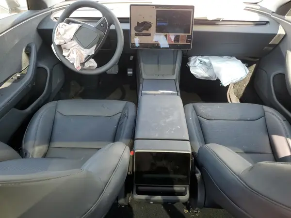 5YJ3E1EA1SF009252 2025 TESLA MODEL 3 - Image 8
