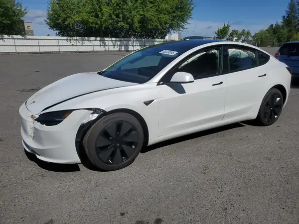 5YJ3E1EA1SF011079 2025 TESLA MODEL 3 - Image 1
