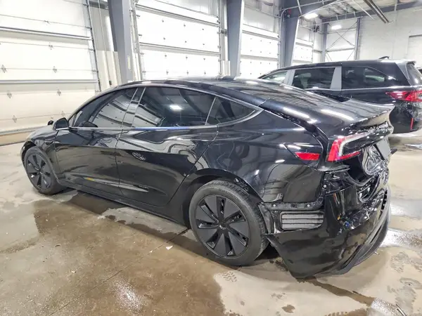 5YJ3E1EA1SF014029 2025 TESLA MODEL 3 - Image 2