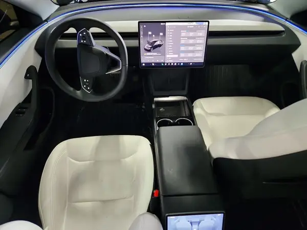 5YJ3E1EA1SF014029 2025 TESLA MODEL 3 - Image 8