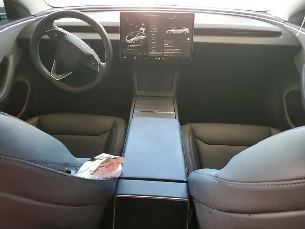 5YJ3E1EA1SF015472 2025 TESLA MODEL 3 - Image 8
