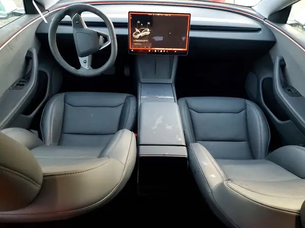 5YJ3E1EA1SF023958 2025 TESLA MODEL 3 - Image 8