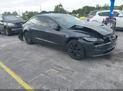 5YJ3E1EA1SF026472 2025 TESLA MODEL 3