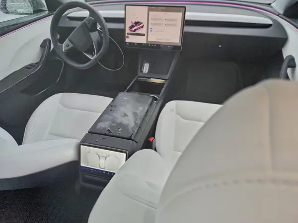 5YJ3E1EA1SF030828 2025 TESLA MODEL 3 - Image 8