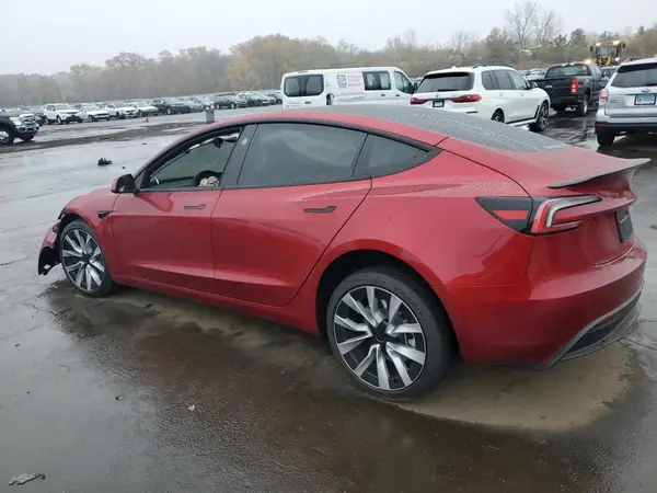 5YJ3E1EA1SF037083 2025 TESLA MODEL 3 - Image 2