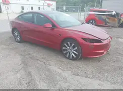 5YJ3E1EA1SF040405 2025 TESLA MODEL 3