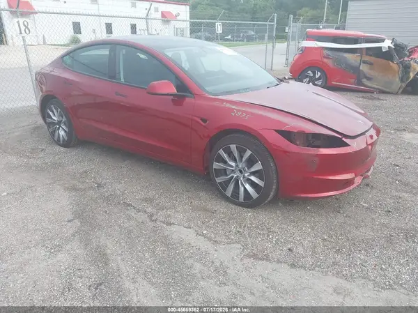5YJ3E1EA1SF040405 2025 TESLA MODEL 3 - Image 1
