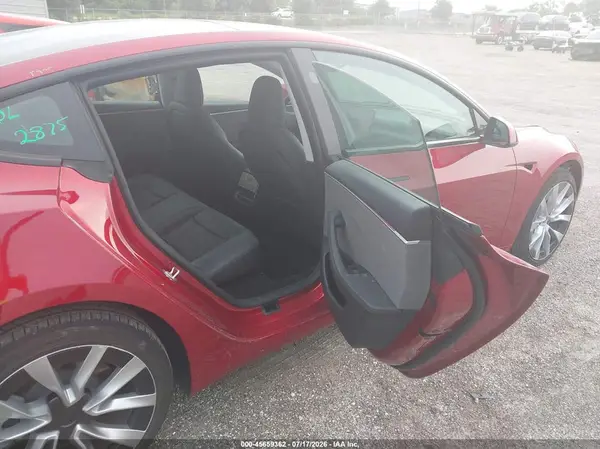 5YJ3E1EA1SF040405 2025 TESLA MODEL 3 - Image 8