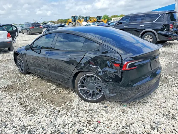 5YJ3E1EA1SF041411 2025 TESLA MODEL 3 - Image 2