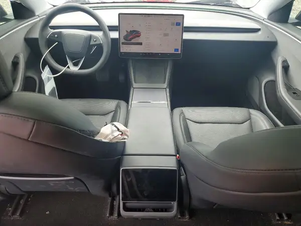 5YJ3E1EA1SF041411 2025 TESLA MODEL 3 - Image 8