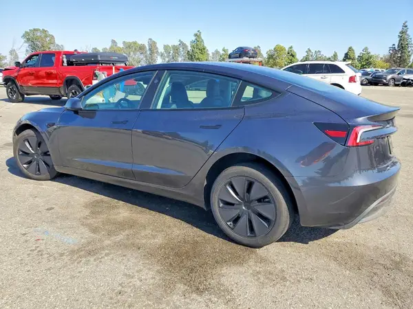 5YJ3E1EA1SF043577 2025 TESLA MODEL 3 - Image 2
