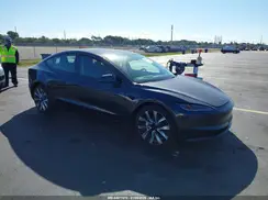 5YJ3E1EA1SF045233 2025 TESLA MODEL 3
