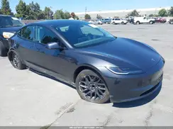 5YJ3E1EA1SF046088 2025 TESLA MODEL 3