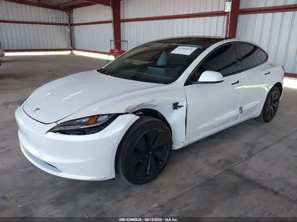 5YJ3E1EA1SF049489 2025 TESLA MODEL 3 - Image 2