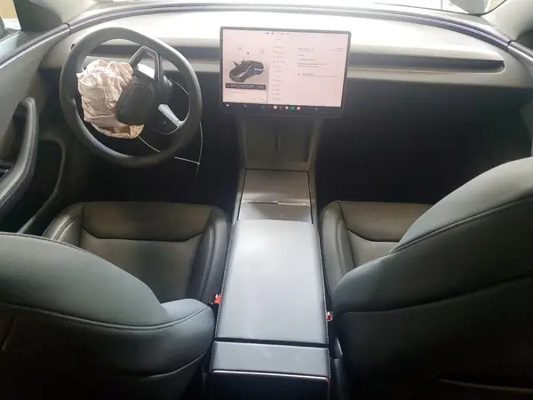 5YJ3E1EA1SF051470 2025 TESLA MODEL 3 - Image 8