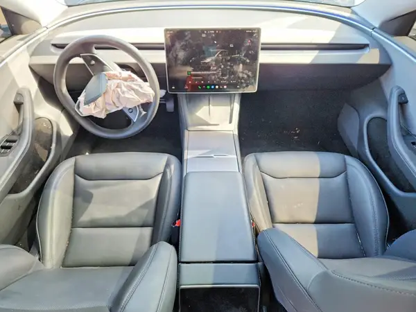 5YJ3E1EA1SF052540 2025 TESLA MODEL 3 - Image 8