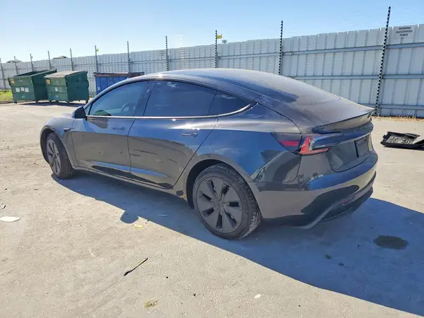 5YJ3E1EA1SF052618 2025 TESLA MODEL 3 - Image 2