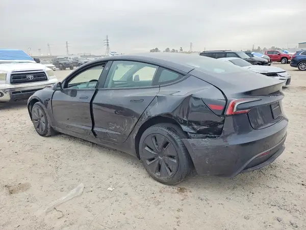 5YJ3E1EA1SF065952 2025 TESLA MODEL 3 - Image 2
