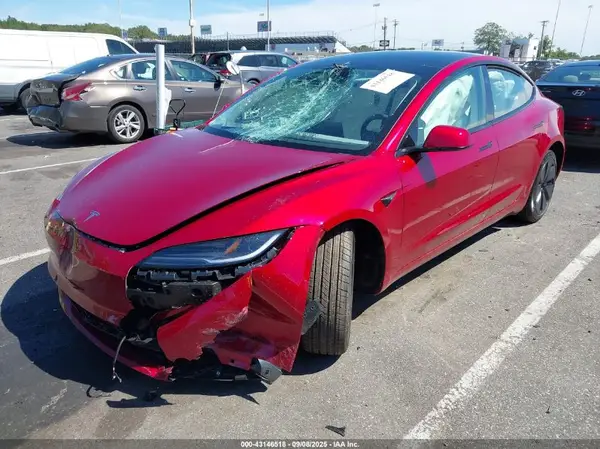 5YJ3E1EA1SF066969 2025 TESLA MODEL 3 - Image 2
