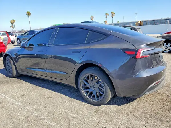 5YJ3E1EA1SF071847 2025 TESLA MODEL 3 - Image 2
