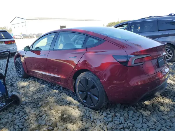 5YJ3E1EA1SF077017 2025 TESLA MODEL 3 - Image 2
