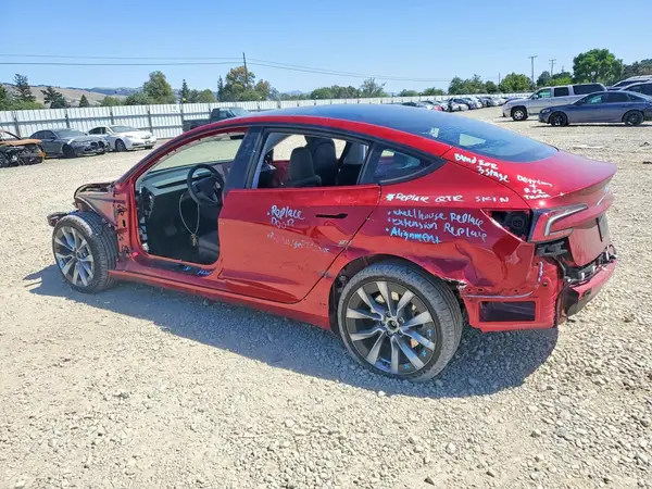 5YJ3E1EA1SF078118 2025 TESLA MODEL 3 - Image 2