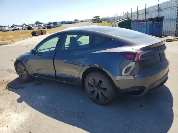 5YJ3E1EA1SF079236 2025 TESLA MODEL 3 - Image 2