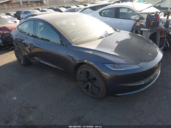 5YJ3E1EA1SF079561 2025 TESLA MODEL 3 - Image 1