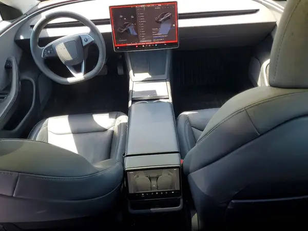 5YJ3E1EA1SF082248 2025 TESLA MODEL 3 - Image 8