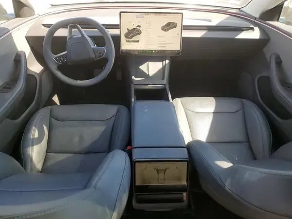 5YJ3E1EA1SF886016 2025 TESLA MODEL 3 - Image 8