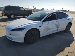 5YJ3E1EA1SF902702 2025 TESLA MODEL 3