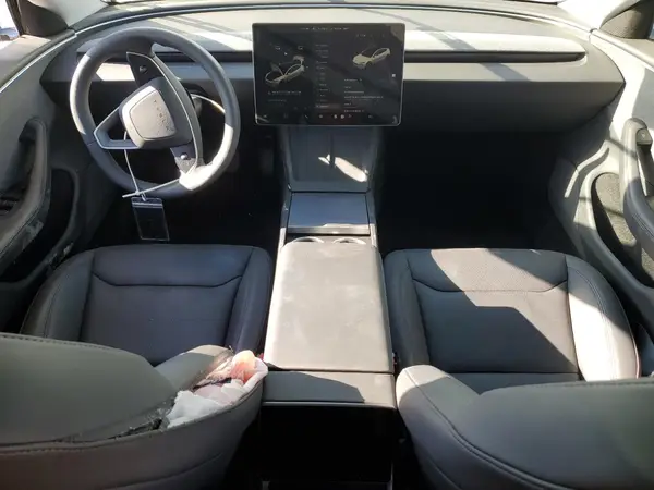 5YJ3E1EA1SF902702 2025 TESLA MODEL 3 - Image 8