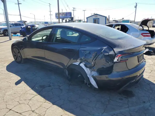 5YJ3E1EA1SF902912 2025 TESLA MODEL 3 - Image 2