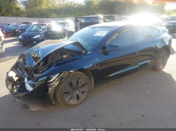 5YJ3E1EA1SF903865 2025 TESLA MODEL 3 - Image 2