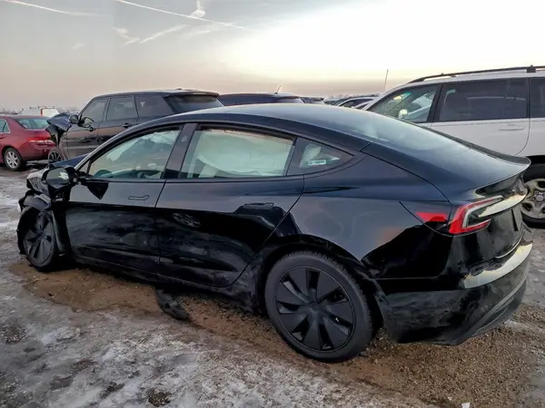 5YJ3E1EA1SF905583 2025 TESLA MODEL 3 - Image 2